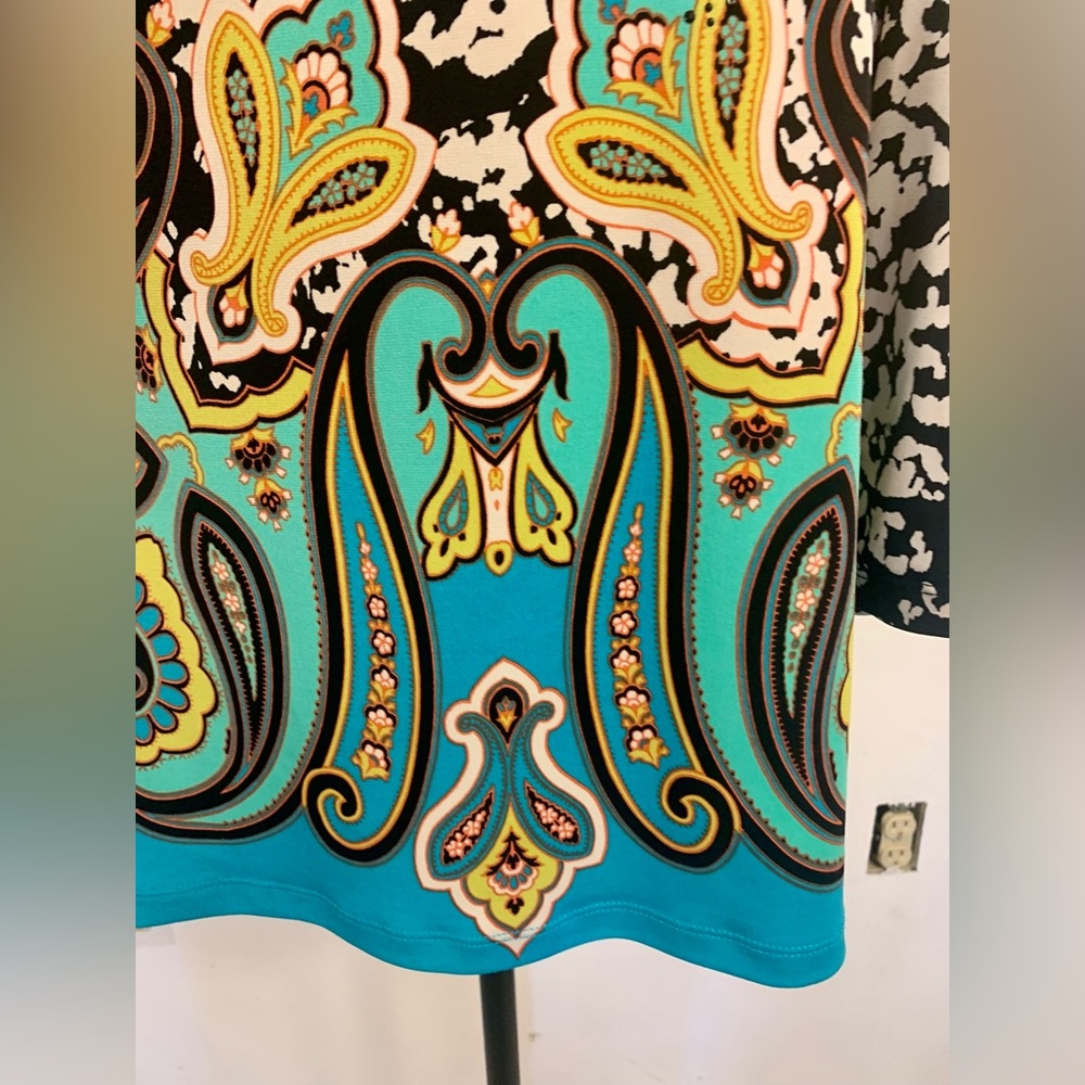 Madison Cowl Neck Leopard & Paisley - Picture 4 of 6